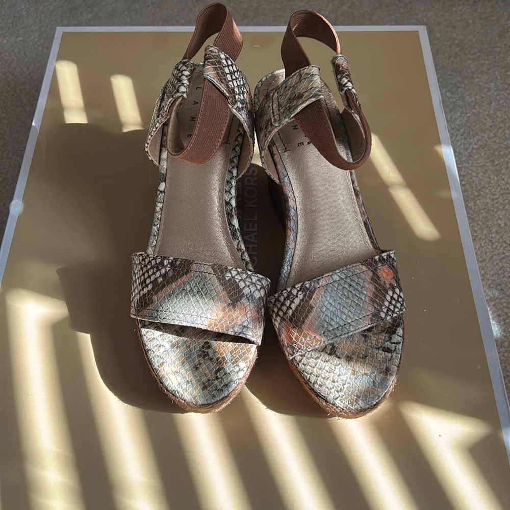 Snake skin wedges